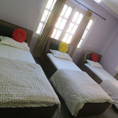 Manamaiju Homestay And Hotel Katmandu Zewnętrze zdjęcie