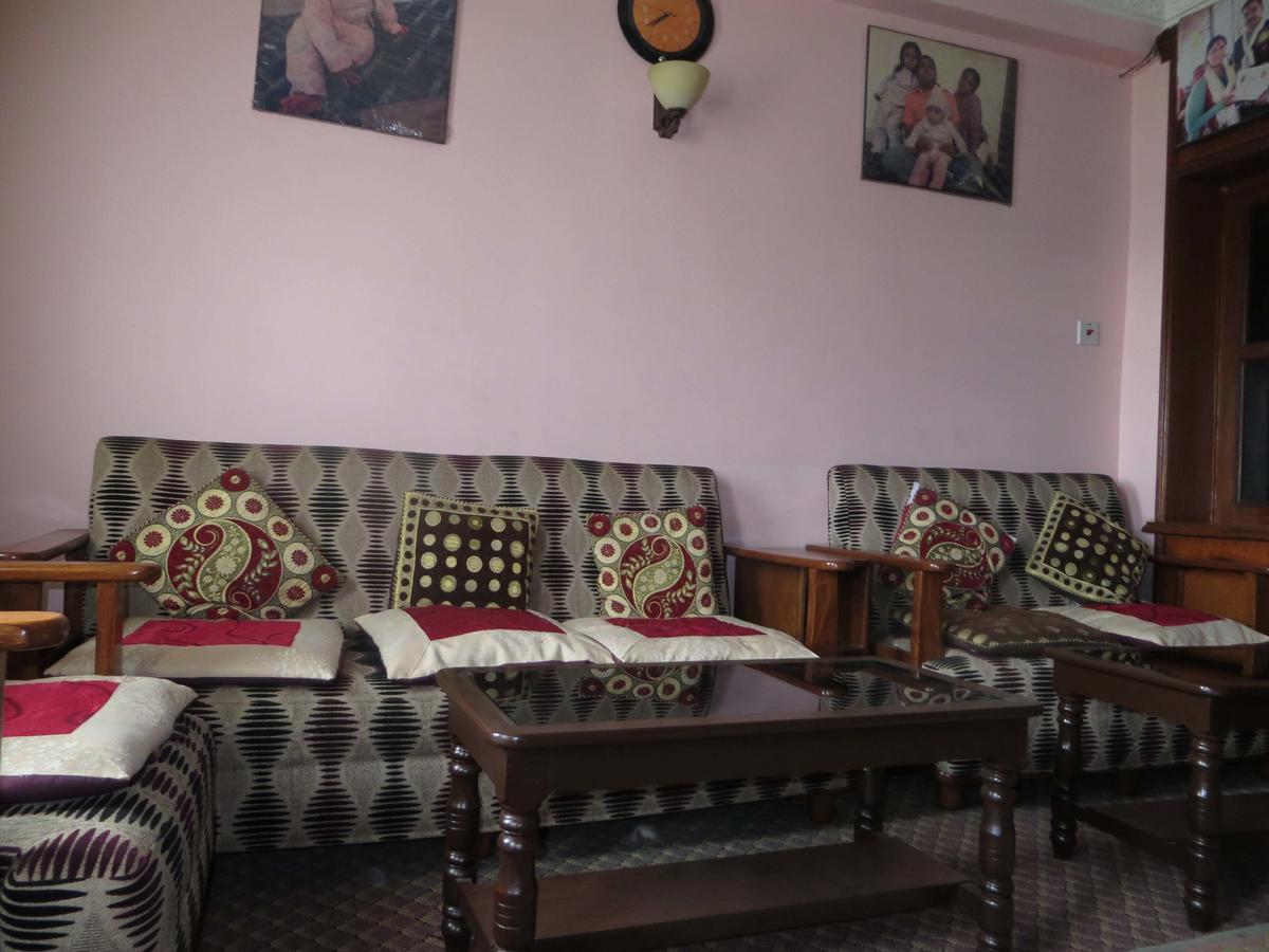 Manamaiju Homestay And Hotel Katmandu Zewnętrze zdjęcie