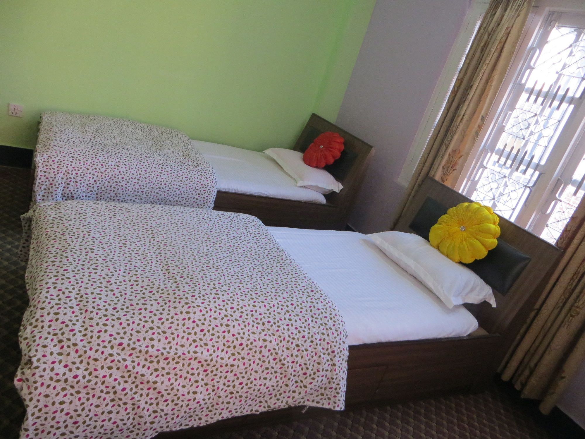 Manamaiju Homestay And Hotel Katmandu Zewnętrze zdjęcie