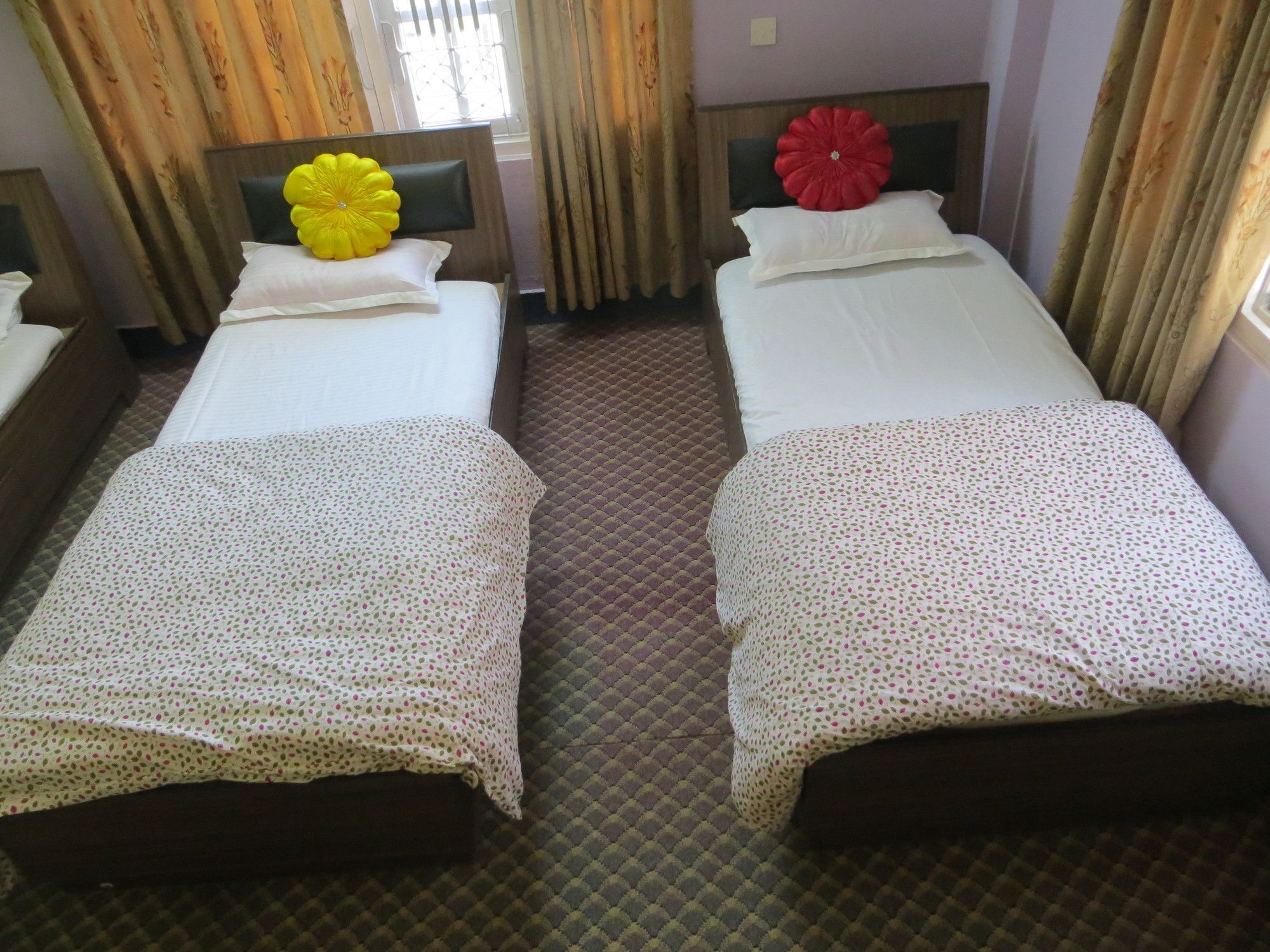 Manamaiju Homestay And Hotel Katmandu Zewnętrze zdjęcie